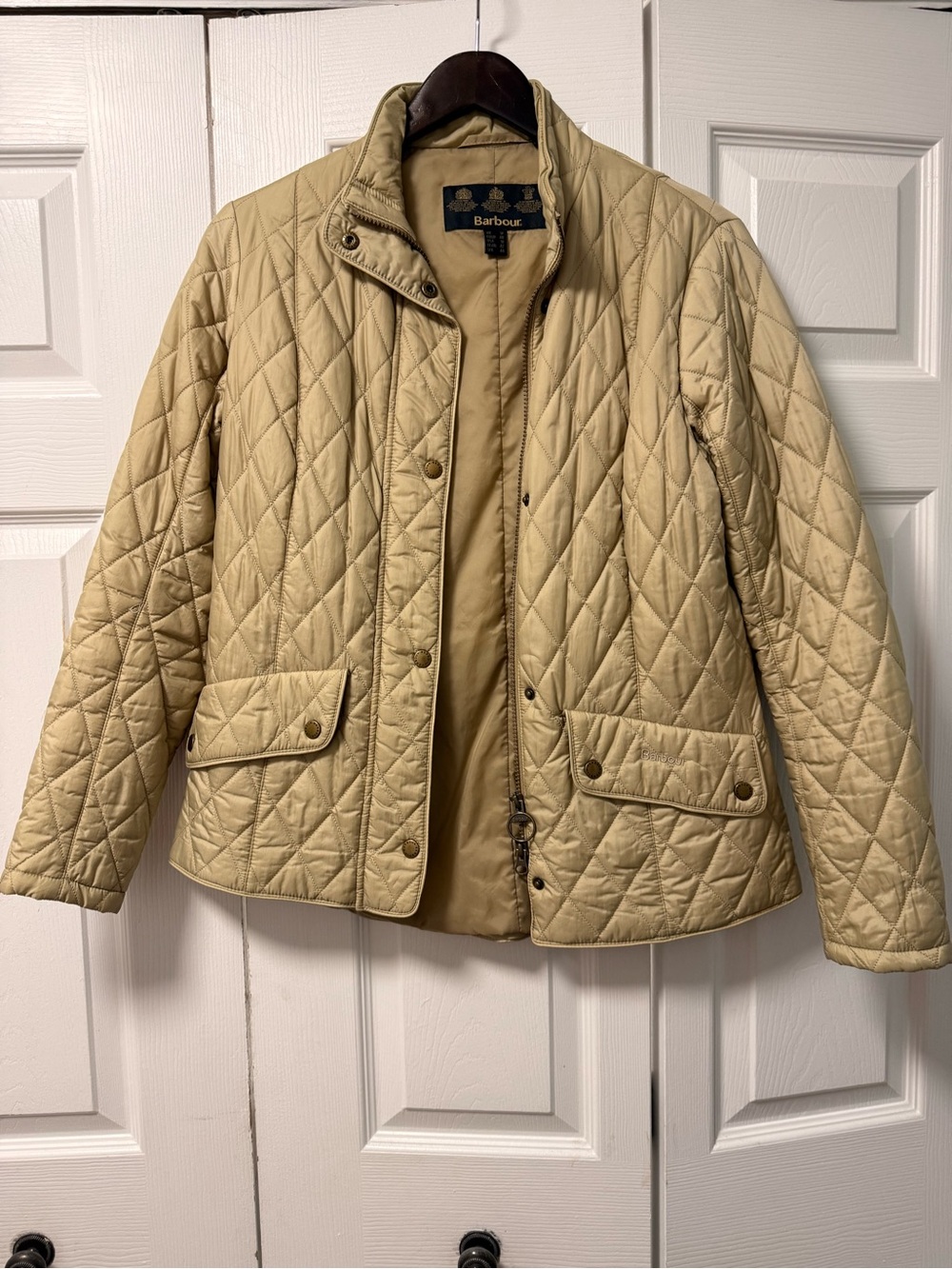 Barbour Quilted Jacket in Light Beige